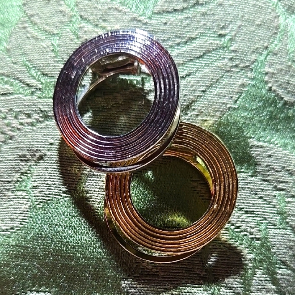 Vintage Chic Silver and Gold Circular Scarf Clips